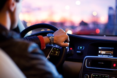Desafíos de seguridad en LLM para automoción