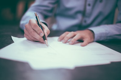 Mejora del reconocimiento de escritura manual con tokenización y aumento
