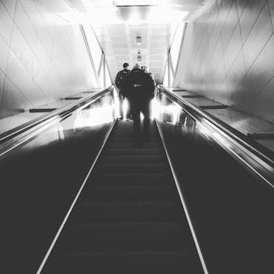 Integración de IA para PYMES en 2024: Guía paso a paso