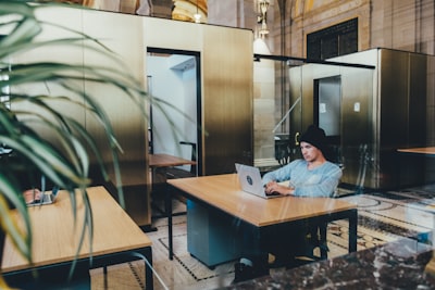 ¿Cómo la presencia digital puede optimizar los flujos de trabajo?