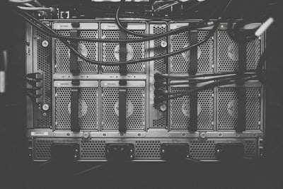 NeuroHTTP: El Servidor Web de Alto Desempeño Nativo en AI