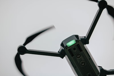 Redes heterogéneas para tracking con drones