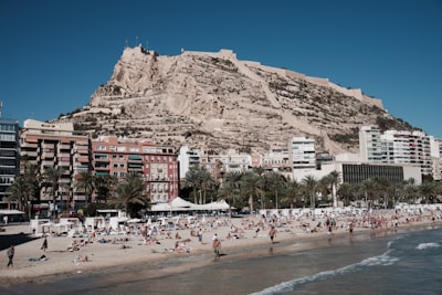 Top 15 empresas en Alicante para que agencias desarrollen apps ChatGPT