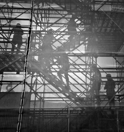 Scaffolding, no el modelo: causa de regresiones en agentes de código