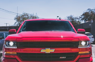 Similitudes y diferencias entre las pick-ups hermanas