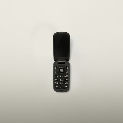 El teléfono plegable que combina nostalgia y privacidad
