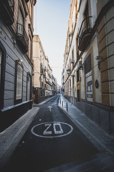 Mejores empresas de automatización de contratos AI en Sevilla