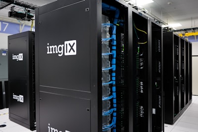 Guía de los 15 expertos en intranet para fusiones y adquisiciones