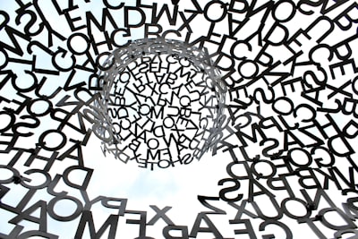 Descubrimiento de conceptos interpretables