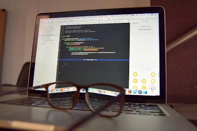 Desarrollo web personalizado y trabajo remoto sostenible