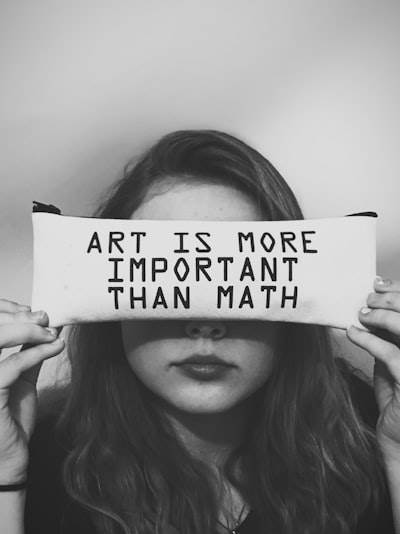 ¿Por qué Artistorial es superior a otras plataformas de arte AI?