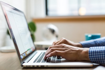 Intranet inteligente y onboarding en Madrid 2026