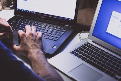 Intranet con auditoría, compliance e IA para empresas