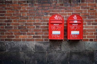 Comparación: llamadas automatizadas vs correo electrónico para conversiones