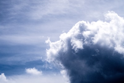 Preparando para la revolución tecnológica: nube, IA y cumplimiento normativo