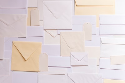 Automatización de aprobaciones de documentos internos.