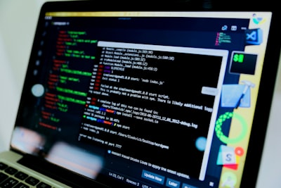 AUR cierra nuevos registros ante amenaza de malware
