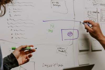Autónomo Salesforce CodeGen: Optimización de Protocolos para Laboratorios Húmedos