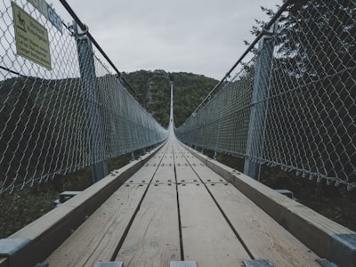 Tendiendo puentes entre A2UI y Open-JSON-UI