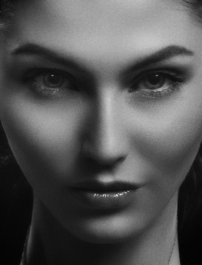 Millora la qualitat d' imatges facials amb tècniques avançades d' IA