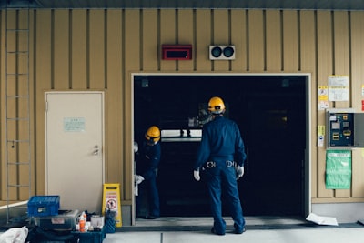 ¿Qué industrias usan la seguridad del trabajador agentes?