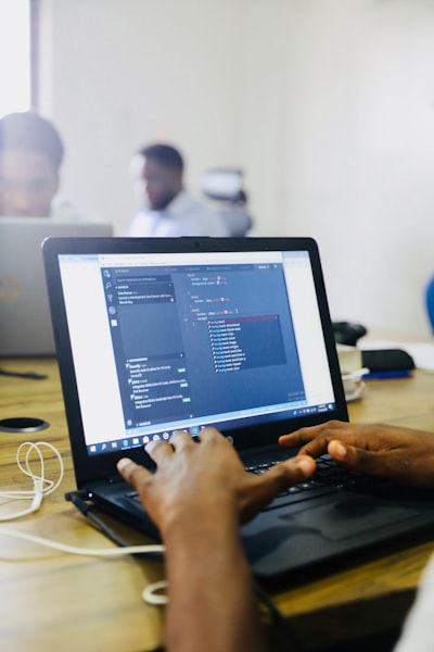 Los 5 Mejores Expertos para Conectar tu Desarrollo Personalizado de Sistemas en Córdoba