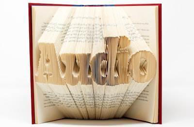 ADADELTA: Tasa de Aprendizaje Adaptativo