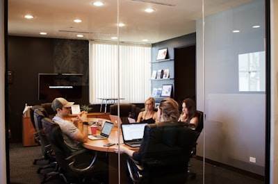 Las reuniones son perjudiciales para fundadores y freelancers