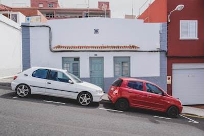 Por qué las empresas automotrices españolas eligen servicios de aplicaciones web en 2024