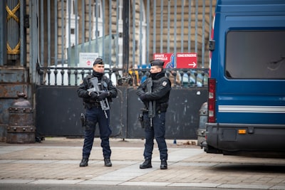 Agentes federales: violencia y abuso de poder