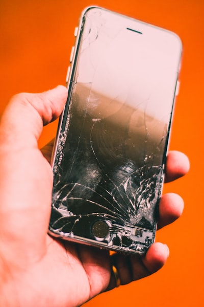 ¿Qué sucede ante una falla en el sistema de una app móvil?