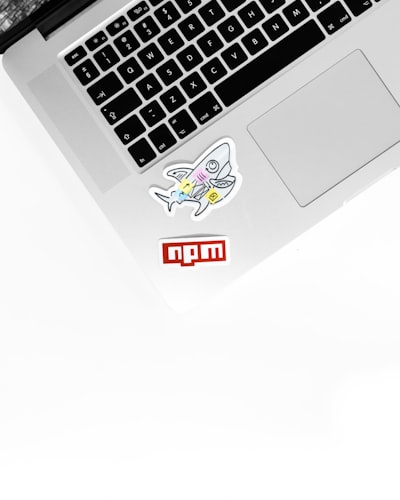 La clave GPG para firmar repositorios ha sido extendida