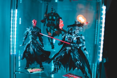Vuelve a Tron: Legacy con las nuevas figuras de acción eléctricas de Hasbro