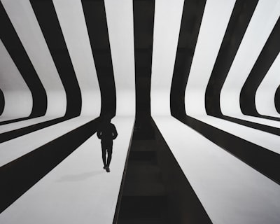 La arquitectura cognitiva hacia la auto-trascendencia