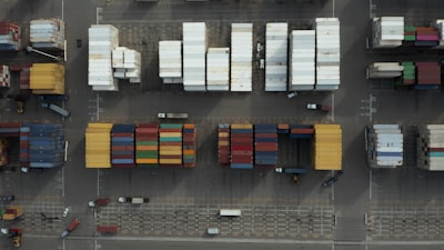 ¿Cómo automatizar las operaciones logísticas de mi negocio de manera efectiva?