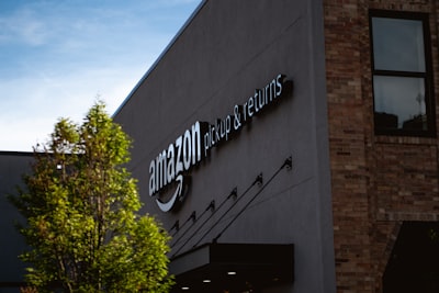 Amazon cierra todas las tiendas físicas Go y Fresh