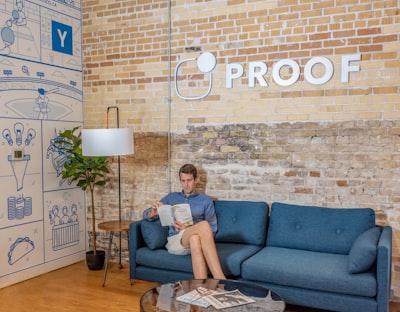 Cómo empresas llevan prototipos de IA a producción