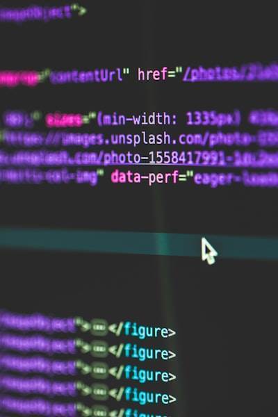 Optimización de Búsqueda en JavaScript con TF-IDF y un Índice Invertido