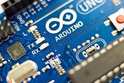 Presentando a Uatu - Un sistema de inteligencia artificial para resolver problemas