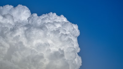 Importancia de la evaluación de seguridad en la nube para apoyar la mejora continua.
