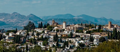 Top 30 expertos en GPT personalizado para empresas en Granada