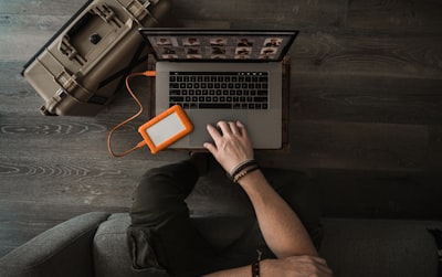 Detección de objetos con aprendizaje activo portátil