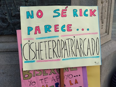 No podía concentrarme en la escritura mientras cumplía con mis obligaciones fiscales