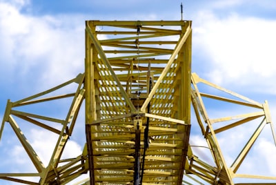 Estructuras de bajo rango en modelos grandes