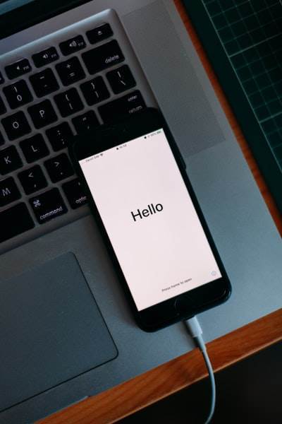 Implementación de Android e iOS en empresas en 2025