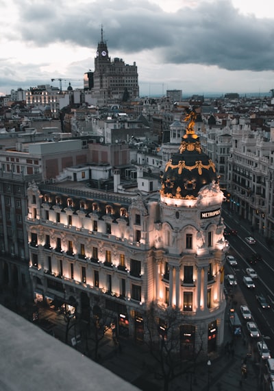 Automatización de revisión de logs en Madrid