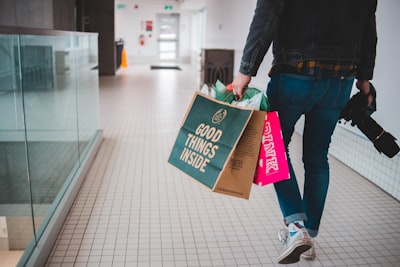Salud, Sostenibilidad e Innovación Digital en Bienes de Consumo