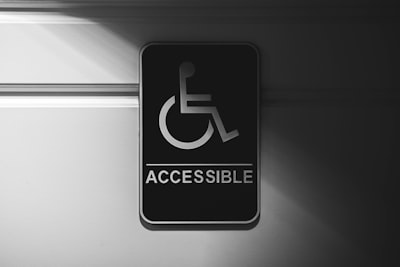 Cómo las pruebas de accesibilidad apoyan la gestión del ciclo de vida del producto digital