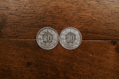 ¿Qué moneda meme promete 100x más rápido en 2026: BONK vs Pepeto?
