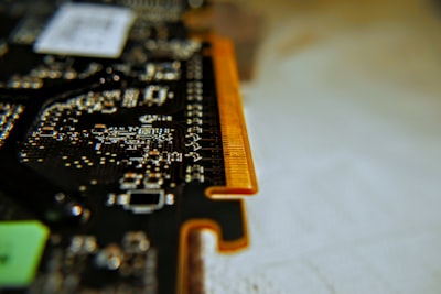 Solucionando fugas de memoria en microservicios de Node.js con enfoque DevOps